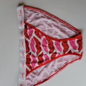 Vs.Love panty sz. Xl.